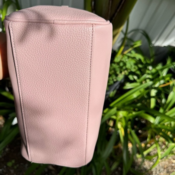 Juicy Couture Crossbody - Picture 2 of 10